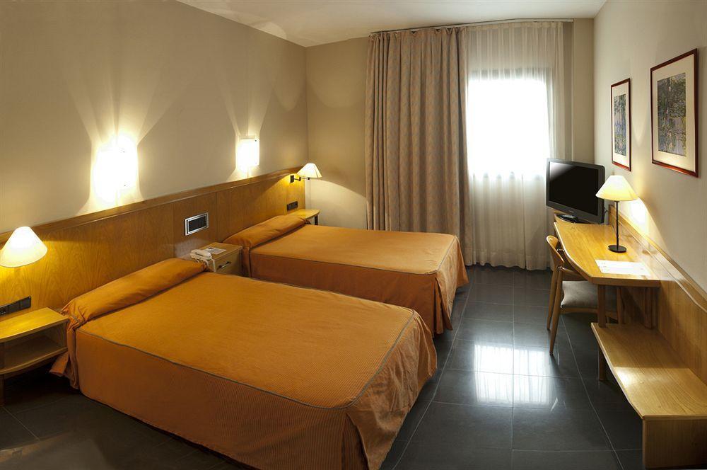 Hotel Ruta De Europa Vitoria-Gasteiz Zewnętrze zdjęcie