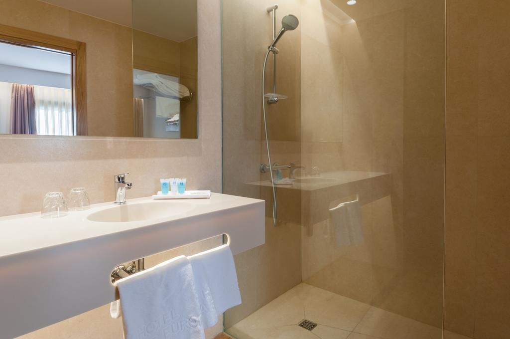Hotel Ruta De Europa Vitoria-Gasteiz Zewnętrze zdjęcie