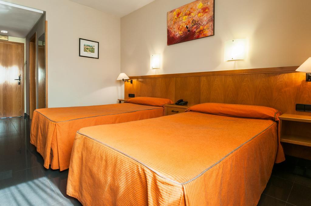 Hotel Ruta De Europa Vitoria-Gasteiz Zewnętrze zdjęcie